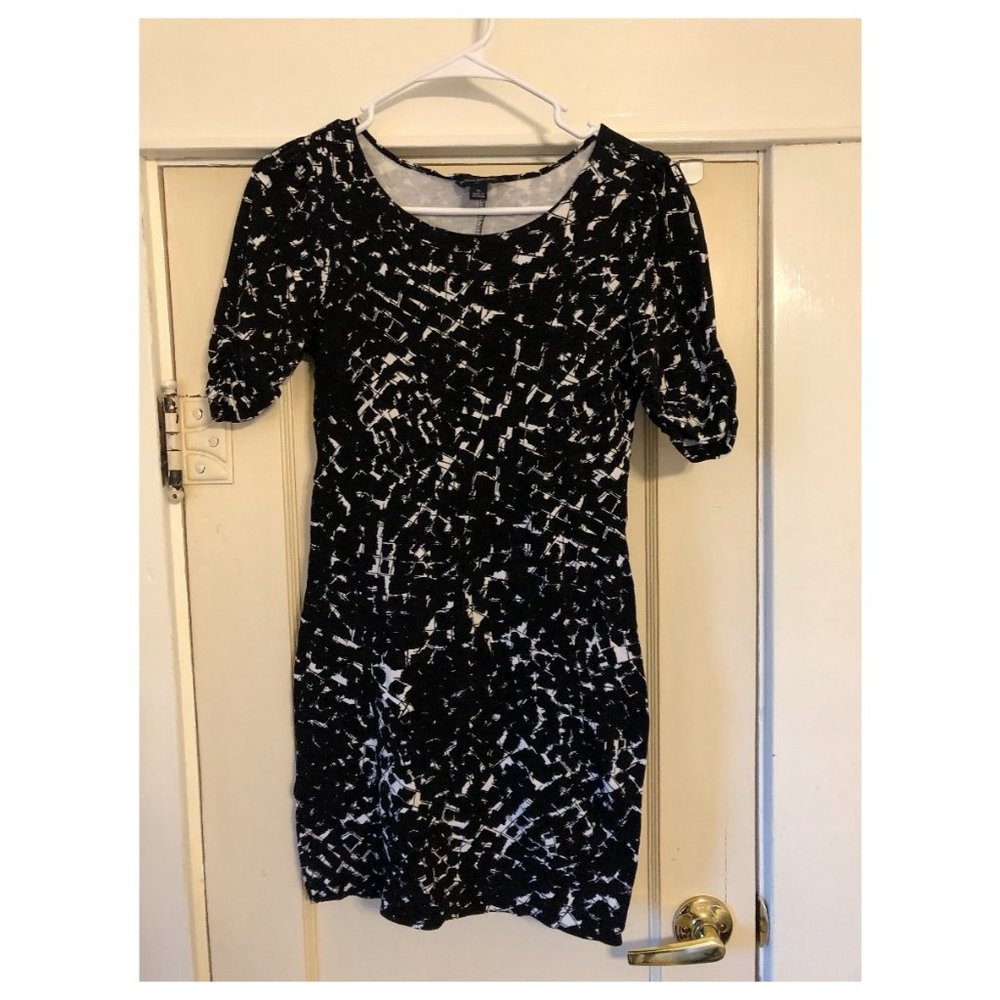 Banana Republic Black and White Dress